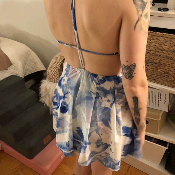 Cutest Romper ever - Picture 4 of 6